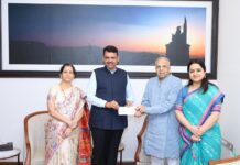 मुख्यमंत्री सहाय्यता निधीसाठी प्रोग्रेसिव्ह एज्युकेशन सोसायटीची ३० लाखांची अर्थसाहाय्यता