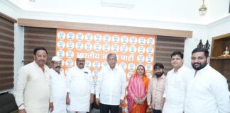 म्हाळुंगे येथील मुख्य रस्ता, ड्रेनेज व पावसाळी लाईनचे काम त्वरित मार्गी लावा: उच्च तंत्र शिक्षण मंत्री चंद्रकांतदादा पाटील यांचे निर्देश